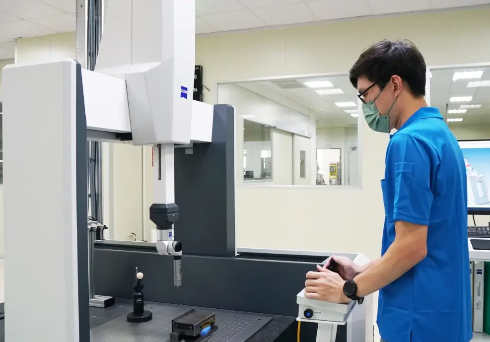 Layana advanced inspection and metrology equipment.