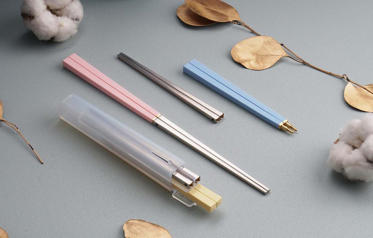 美觀的不鏽鋼便攜筷子套裝 - Layana 品牌
