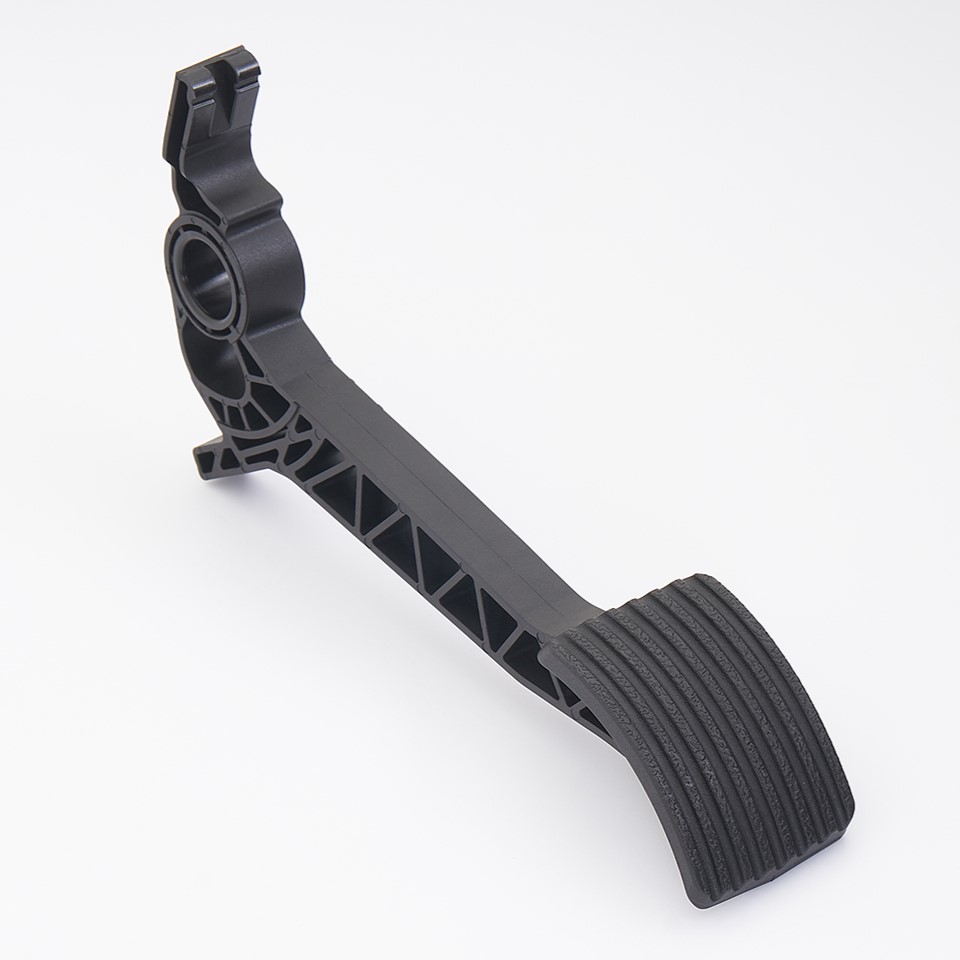 Pedals manufacturing, pedals assembly
