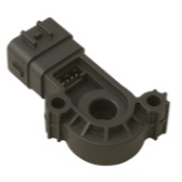 以模內組裝製成的黑色汽車塑料件,完美整合預射嵌件與包覆,強度與精度兼具。
